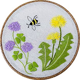 Busy Bee Hand Embroidery Kit & Hoop